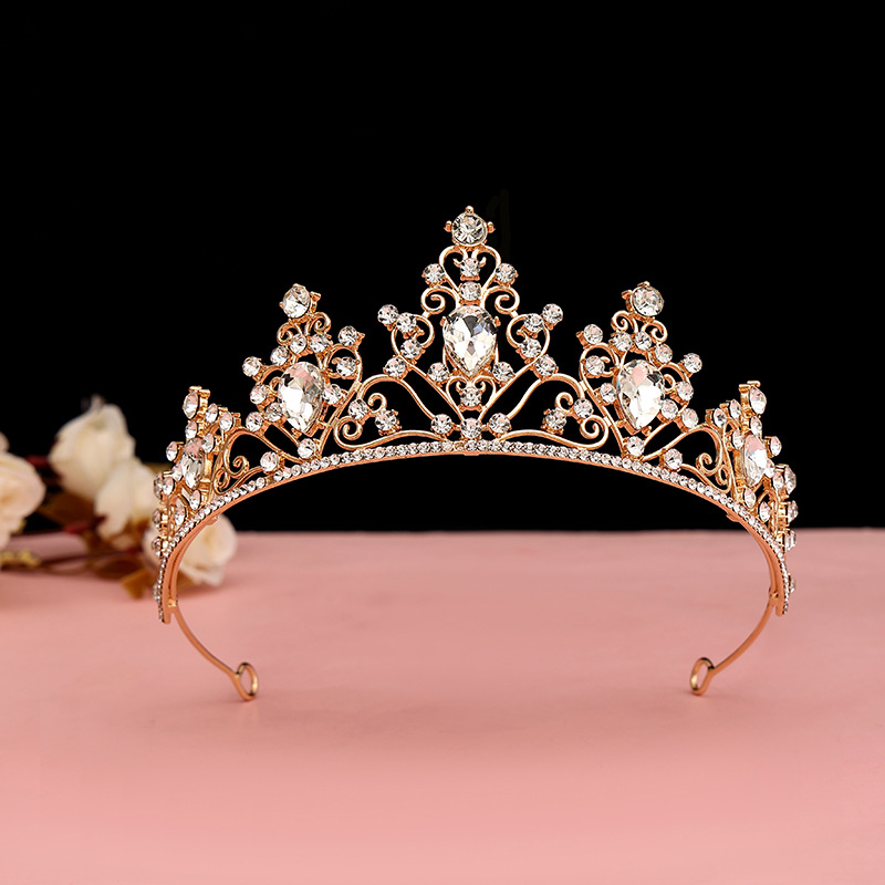 Online Rojo Negro Barroco corona tocado novia estilo coreano 18 años de edad, mujer adulta Ceremonia de cumpleaños princesa Corona al por mayor