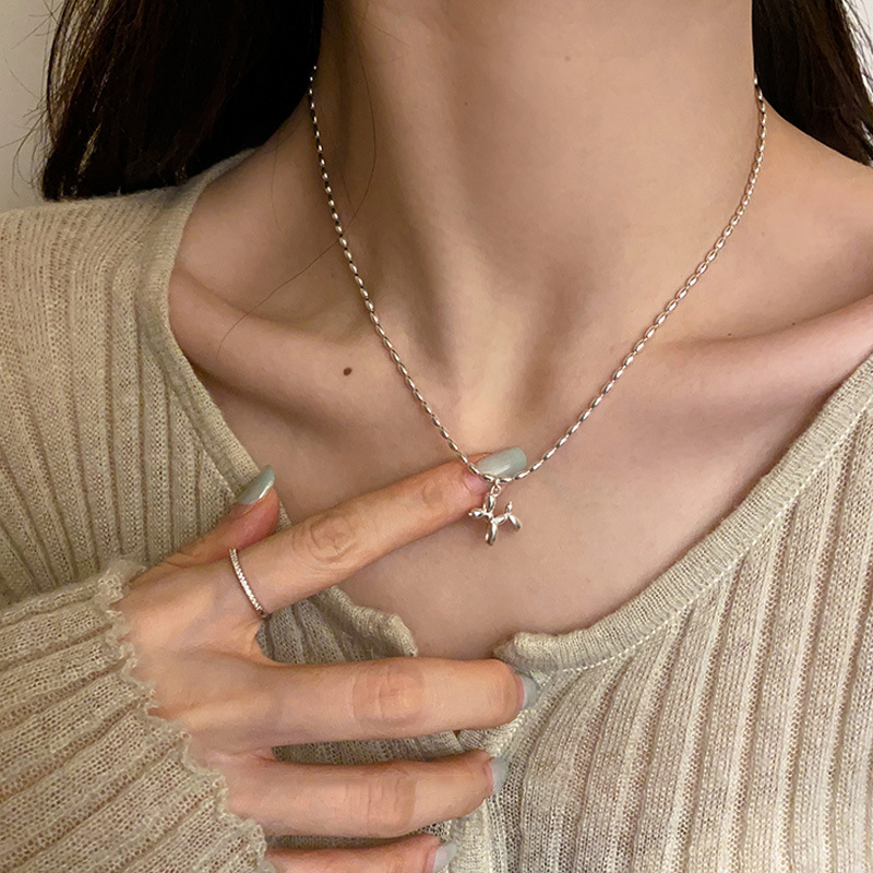 S pure silver cute balloon dog necklace, light luxury, niche design, cool style, collarbone chain, 2021 new trend_voghion.com