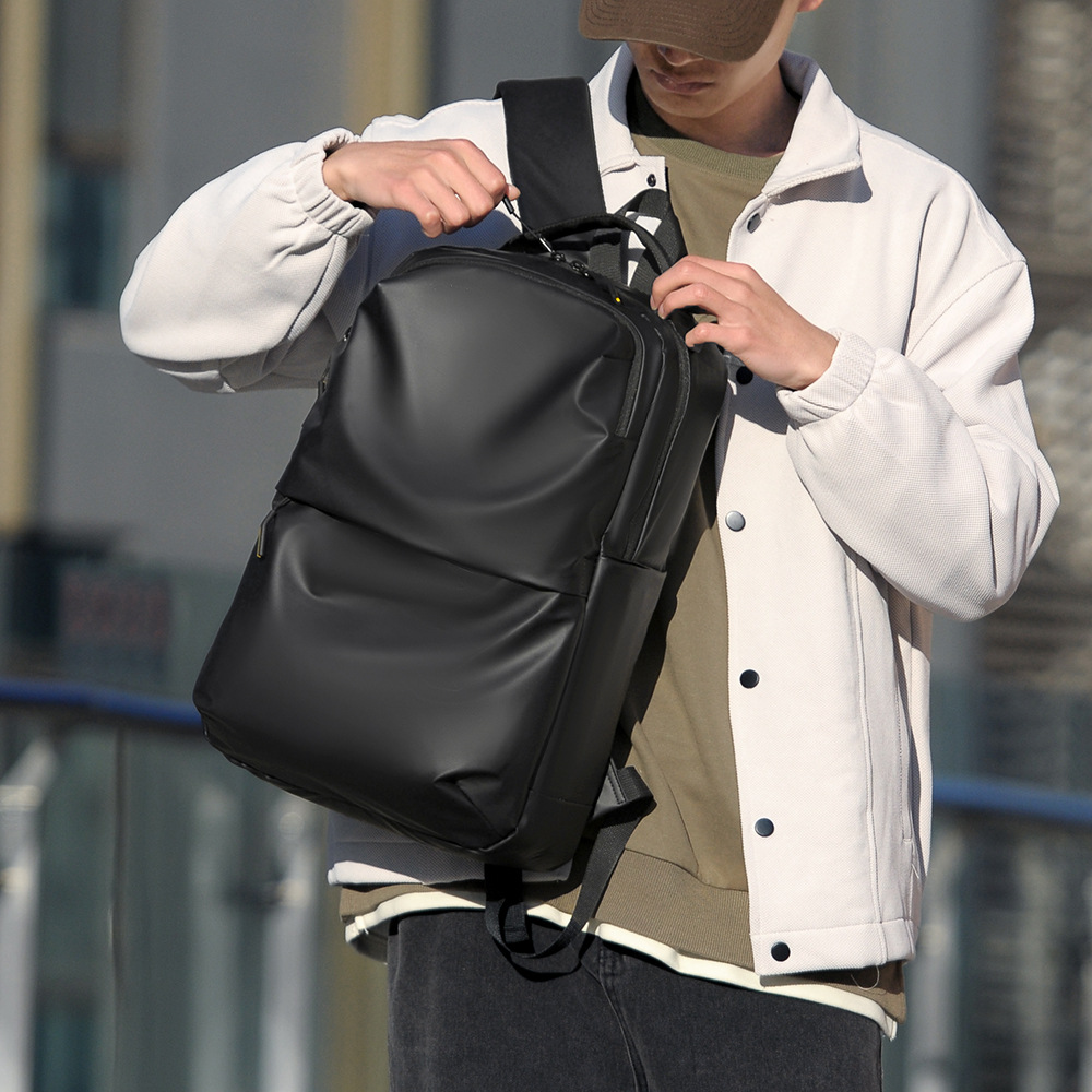 Mochila transfronteriza para hombres de negocios mochila de ocio mochila de estudiantes de moda simple mochila de computadora a prueba de rociadores gran capacidad