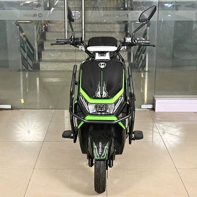 Elektrikli motosikletlər Scooter Robot Electric Vehicle
