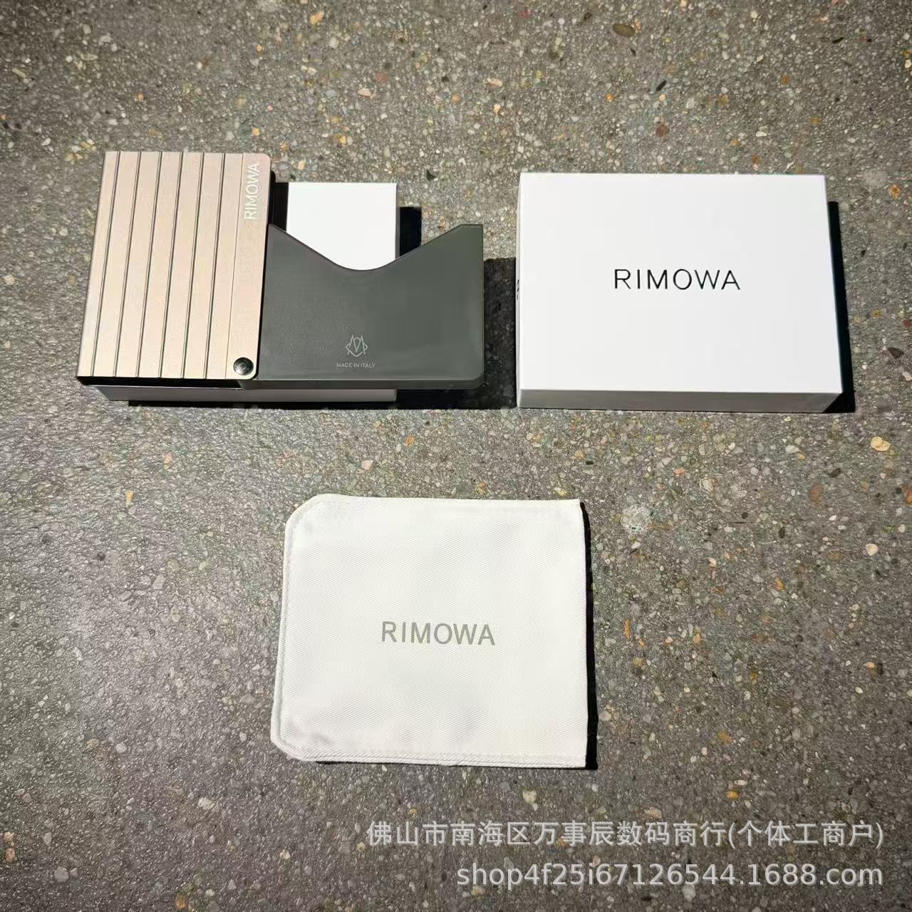 RIMOWA Original Card Holder Grooved Aluminum Titanium