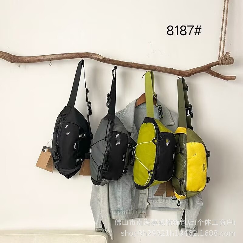 Fashionable color-blocking trendy brand chest bag, lightweight nylon casual crossbody bag, large-capacity waist bag, outdoor sports phone bag