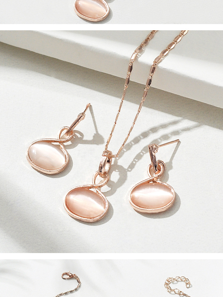 Bridal Jewelry Set Image 3