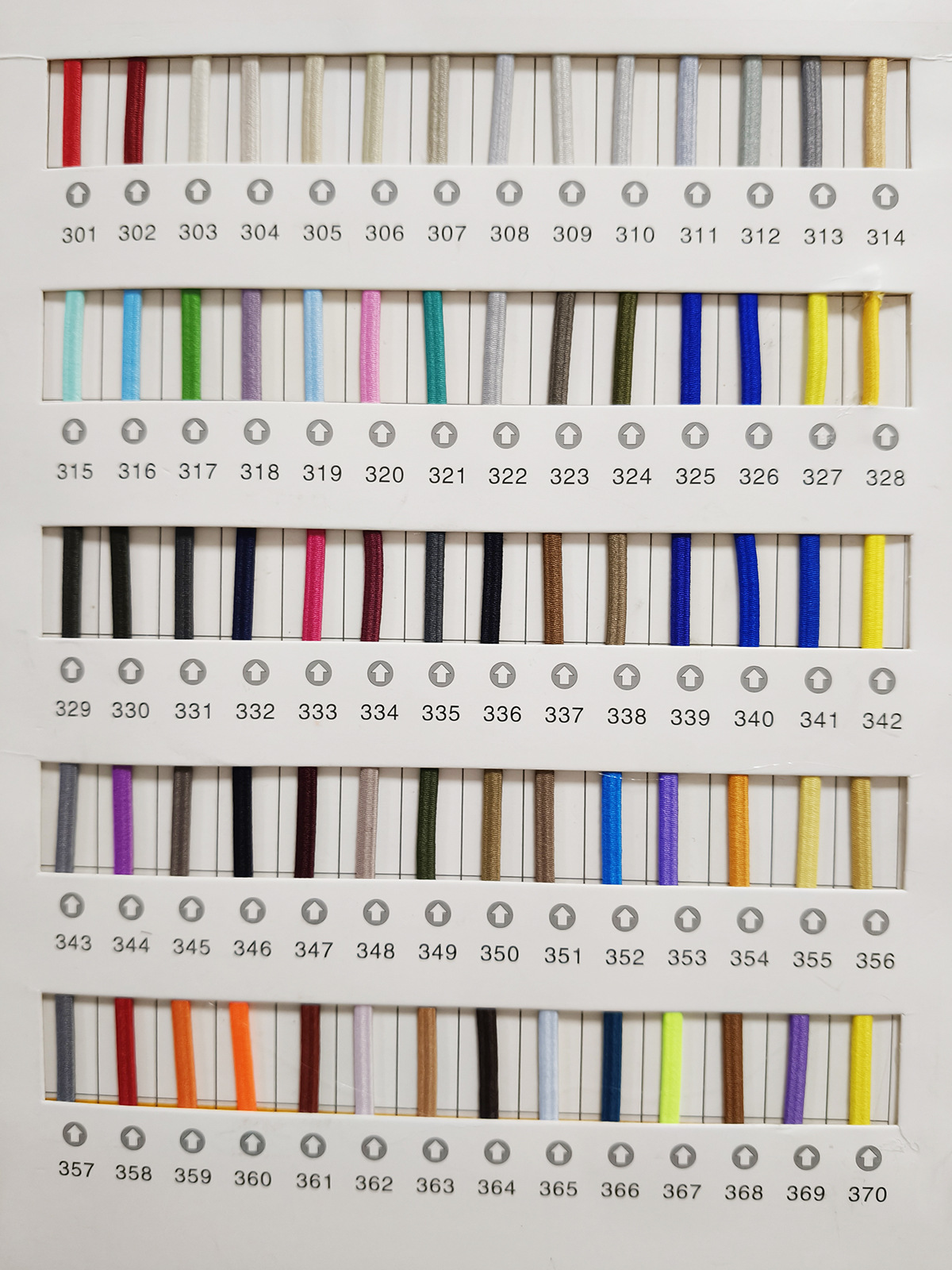 210 color 4 / 5 / 7mm color sólido Ruyi cuerda elástica plana plana elástica de látex cuerda elástica