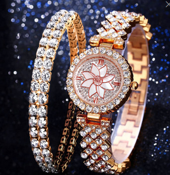 New Diamond-encrusted Gypsophila Bracelet Watch Women's Creative Gift Set Women's Watch Gift