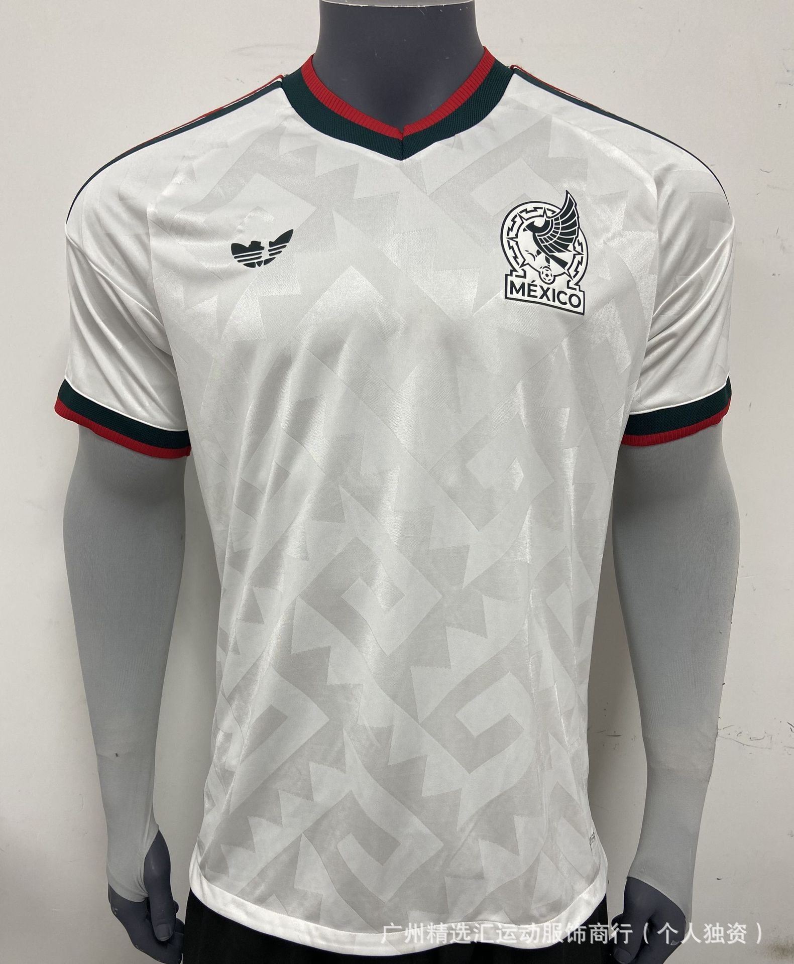 Fábrica al por mayor camiseta de manga corta serie completa casa y fuera dos jugadores de fútbol fuente fábrica nueva