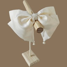 韩国温柔气质感新款蝴蝶结弹簧夹绸缎珍珠坠显头小发夹高级感发夹