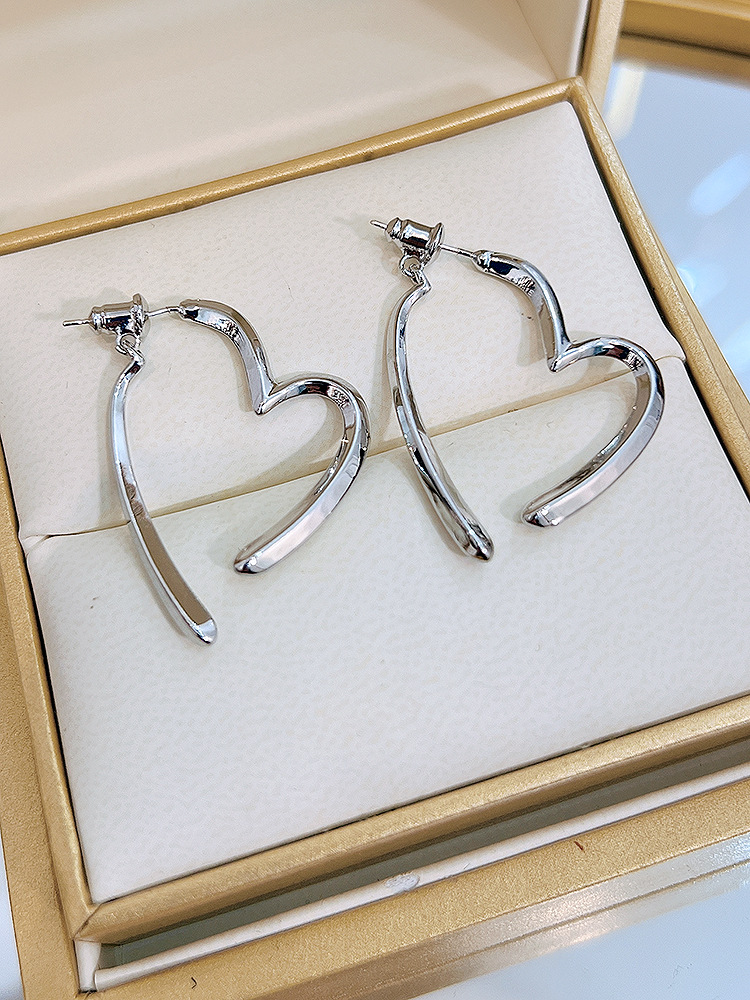 Heart Shape Pattern Women'S Gender Plating Design 1 Pair Fashion Heart Shape Alloy Plating Women's Drop Earrings