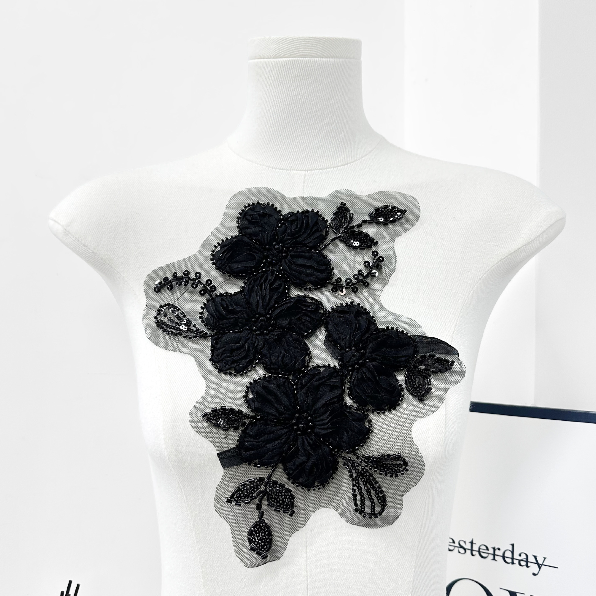 Sequinilla de industria pesada bordado flores mariposa malla gaza pegada ropa collar puño decoración parche tridimensional image 11