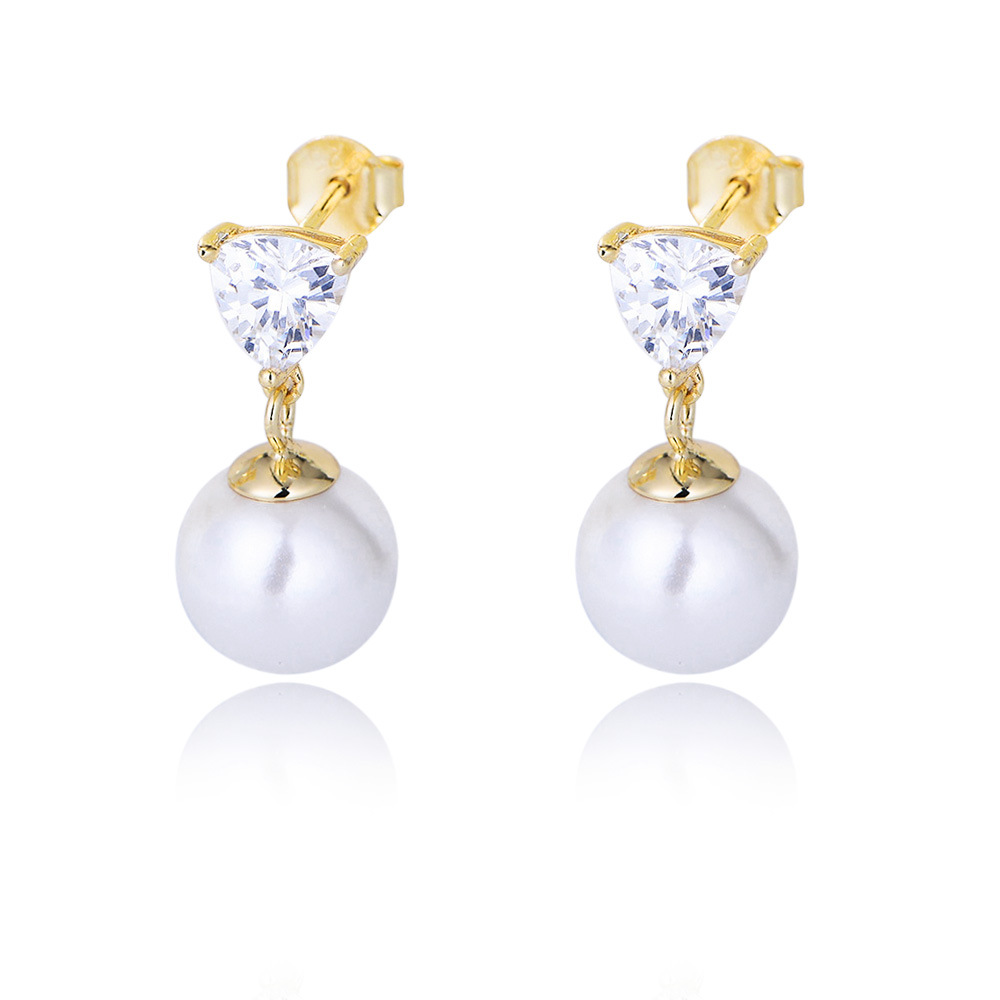 Corea del Sur Dongdaemun simple luz de lujo en forma de corazón ZIRCON pendientes temperamento femenino ins estilo plata esterlina pendientes de perlas