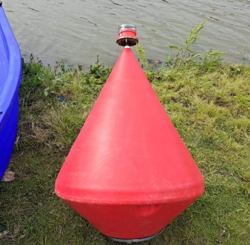 水库水质检测点浮标 0.7米湖泊河道小型塑料浮标加工 高度0.9米