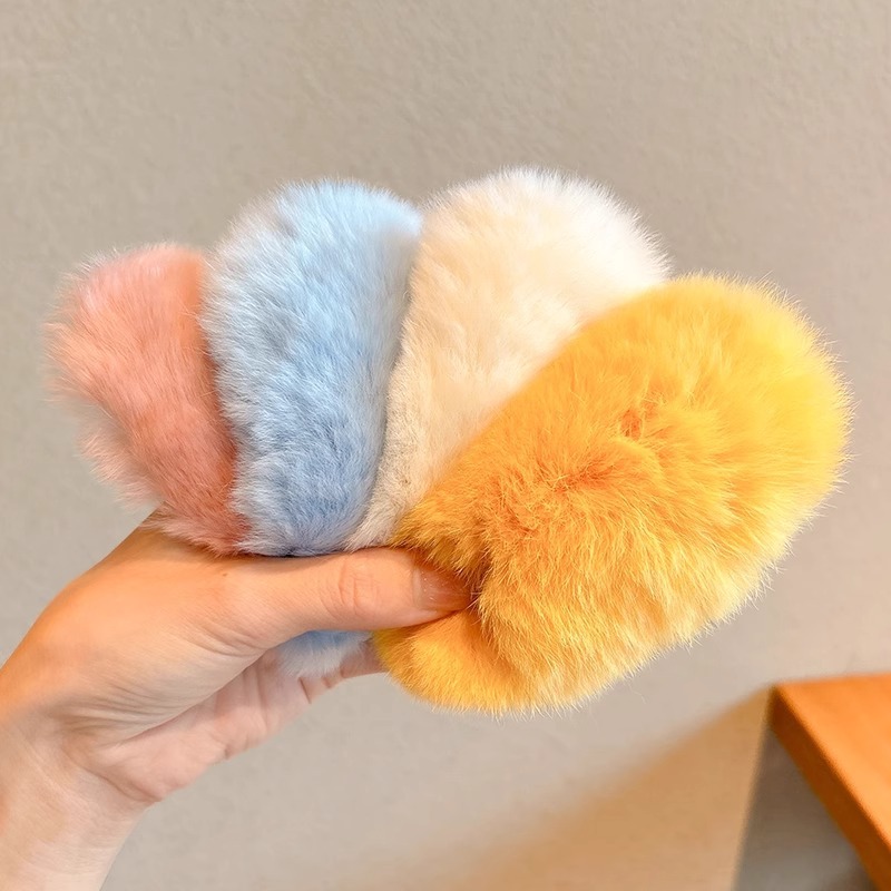 Otoño y invierno peluche niños lindos pinzas de cabello de perro de mango 2024 nuevas niñas frentes frentes BB clip clip clip clip de cabello rotos