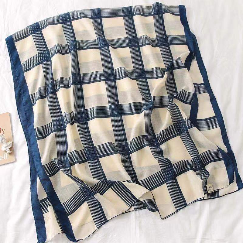 Women's Fashion Star Heart Shape Cotton And Linen Printing Cotton Linen Scarves display picture 7