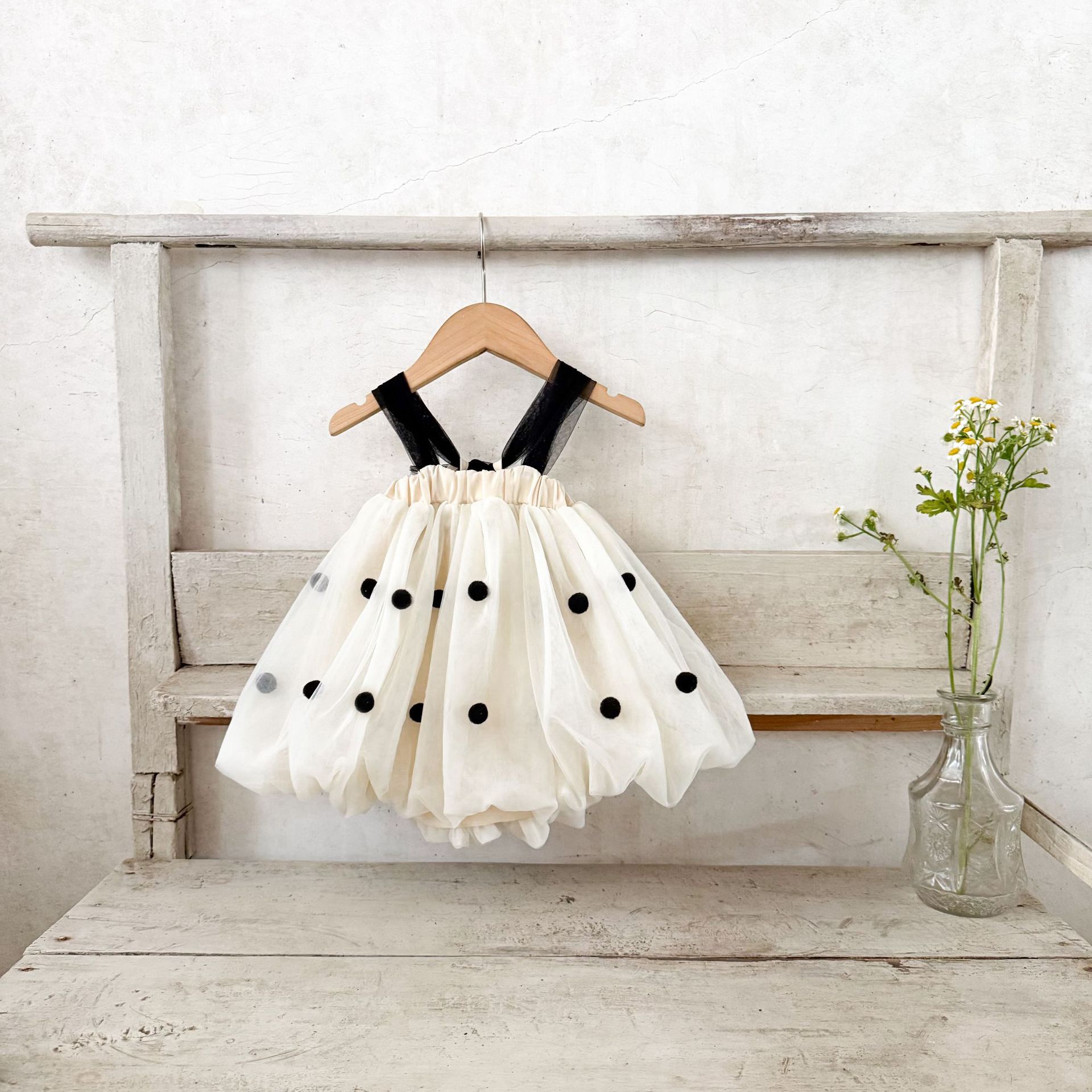 Ins versión coreana de las niñas de verano nuevo 2025 niñas de malla ondulado punto de lazo