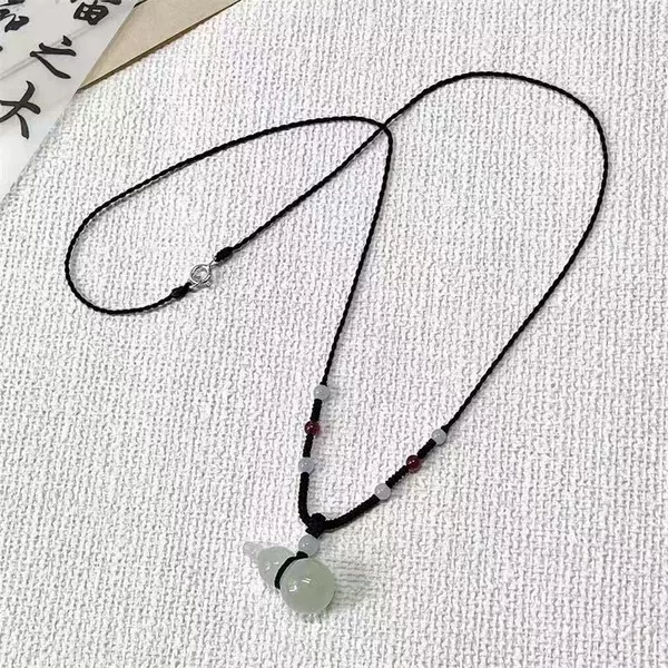 XL-011--4 Gourd Pendant
