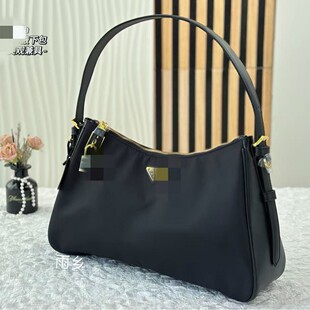 P��녶�μ�朗lŮ��б��ͨ�ڴ��������ɳ�㼑еĺ��ytoteُ���
