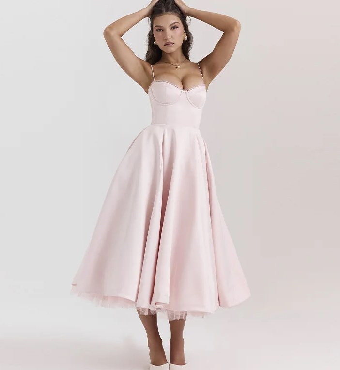 Robe camisole sexy à bordure en dentelle et ourlet double épaisseur – Robe d'été élégante et féminine pour femme (S-XL)_voghion.com