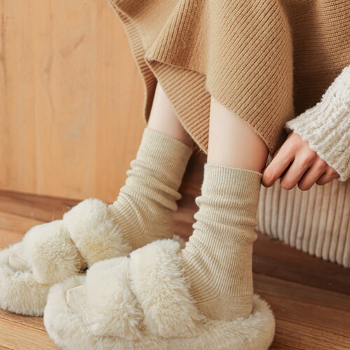 Double-Needle Anti-Pilling Grinding Wool Socks - Slim Ins Trend Autumn/Winter Warm Thick Women's Medium Calf Socks Solid Brown Women's Socks