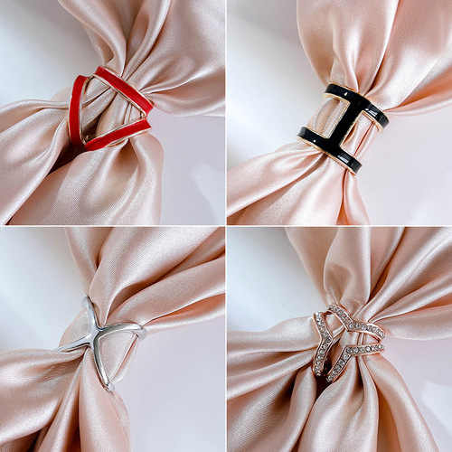 Fashionable and versatile new scarf buckle accessories women's ribbon shawl buckle decoration professional square scarf buckle corner knotted buckle