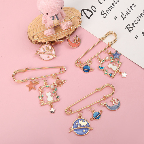 Girly Heart Cartoon Metal Brooch Cute Cat Series Brooch Cartoon Pins Jewelry Accessories Wholesale