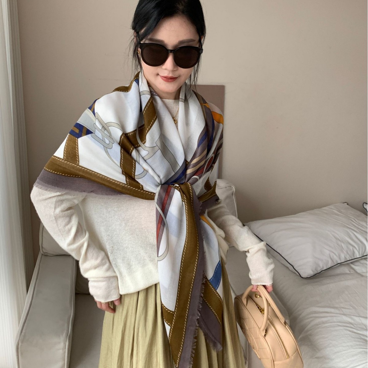 Nueva cadena coreana impresa algodón y lino sensación toallas grandes 2024 otoño alta sensación exterior con bufandas delgadas