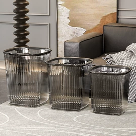 垃圾桶;衣架;家用盆