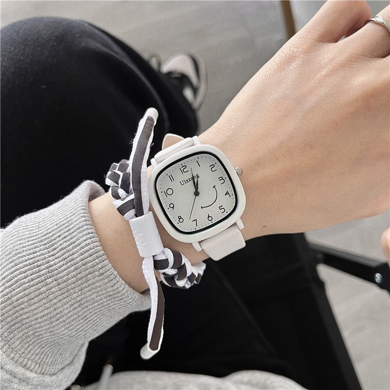 Internet Celebrity Smiley Square Watch Women's Ins Style Niche Simple Fashion Korean Mori Junior High School Students High Value