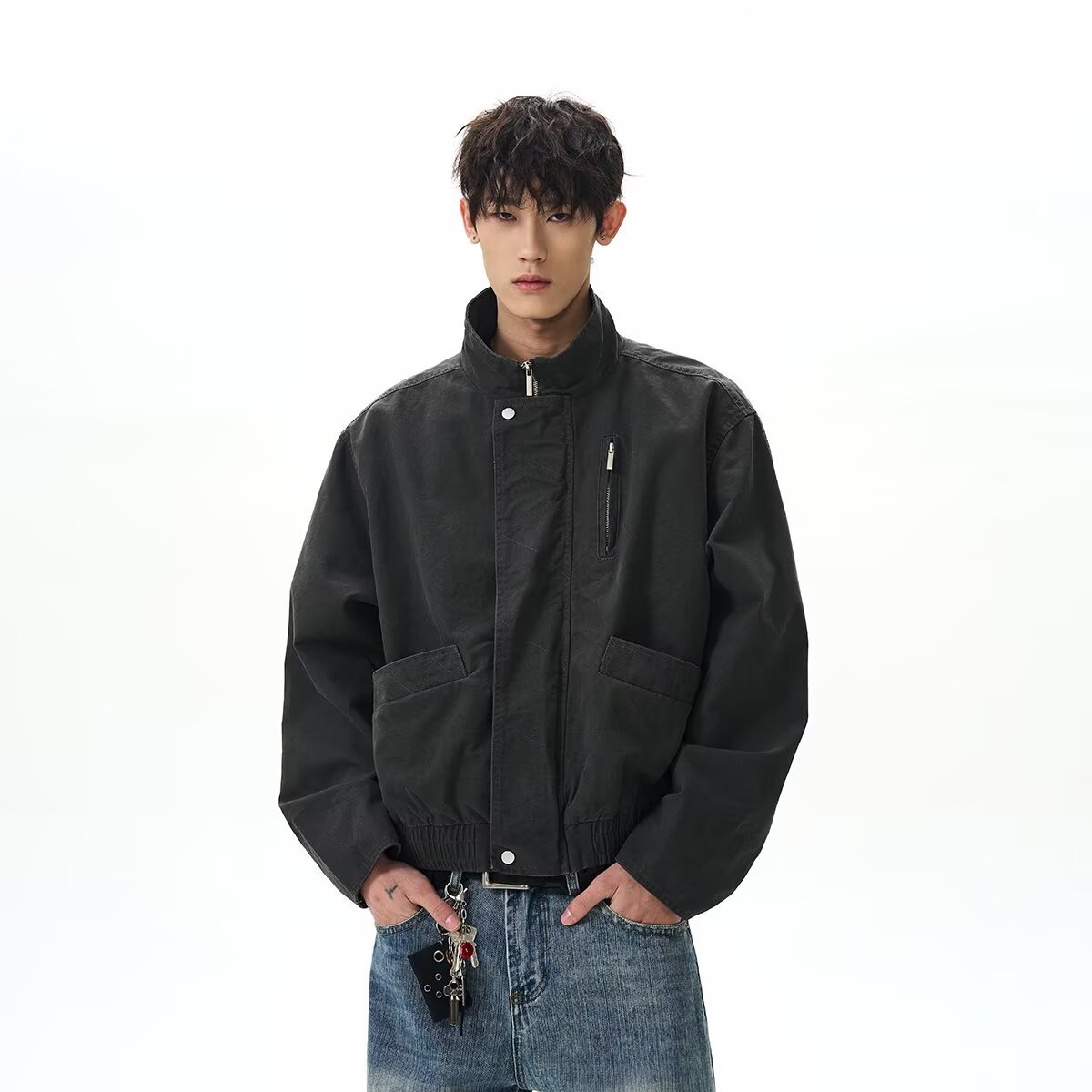 검은색