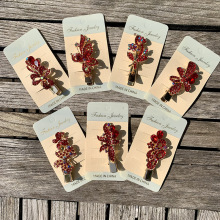 �����}�Ͻ����Ͻ�����A��Y�tɫ����ˮ荰l�A�t��ϲ���W荺����Y