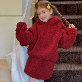 童连衣裙;童裤;童毛衣