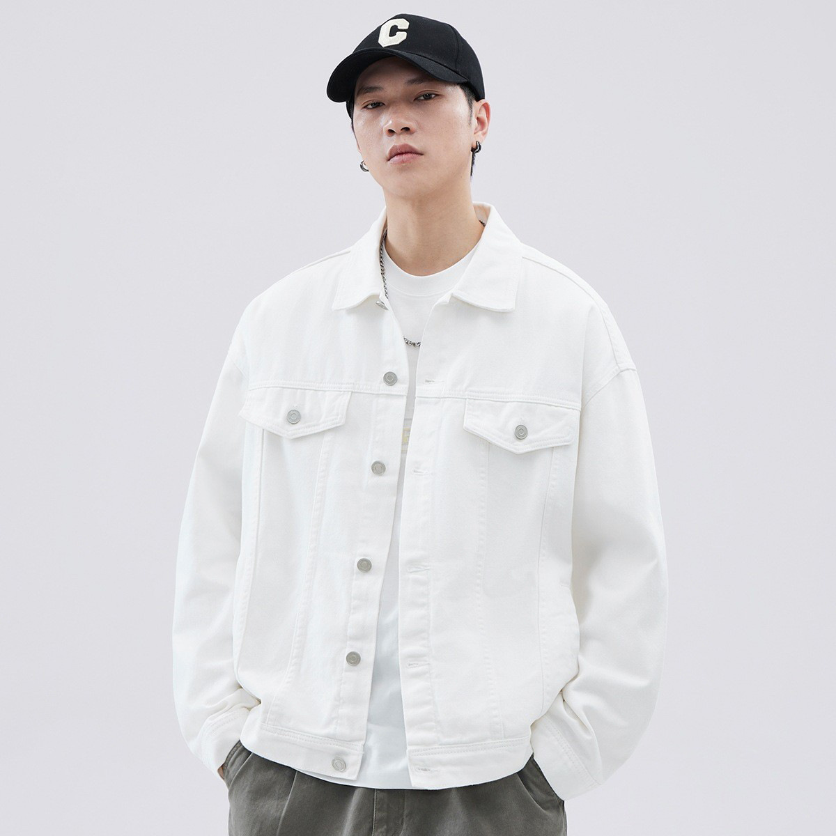 문 화이트