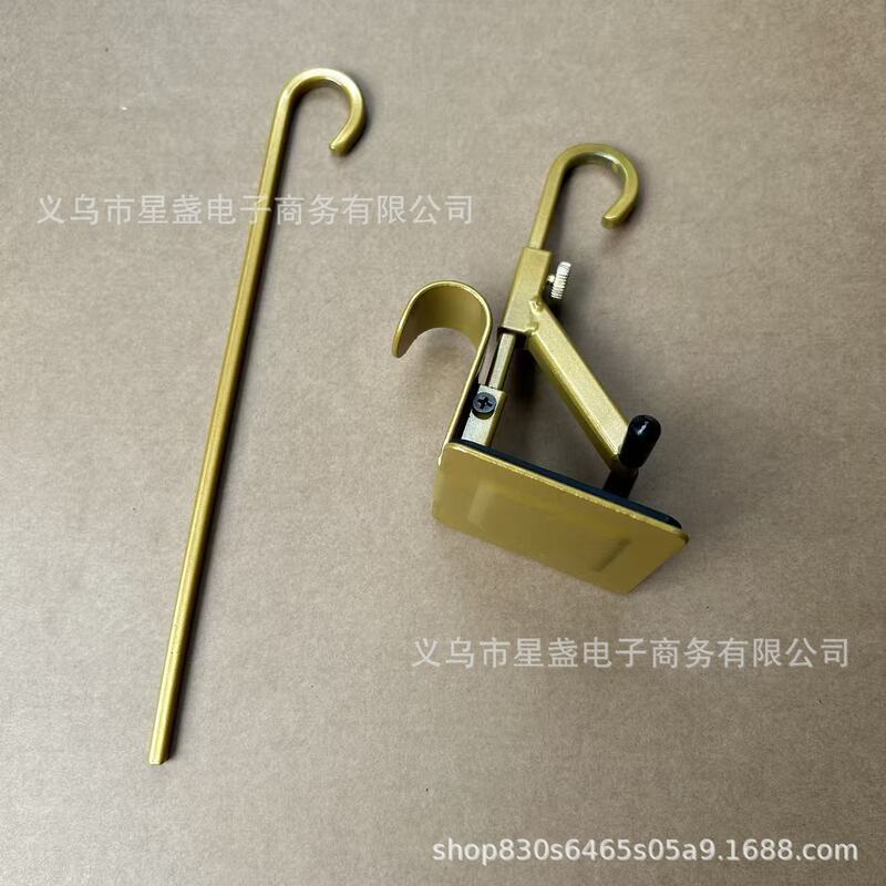 跨境爆款圣诞节袜子挂钩家用可调节伸缩挂钩创意金属壁炉架挂钩|undefined