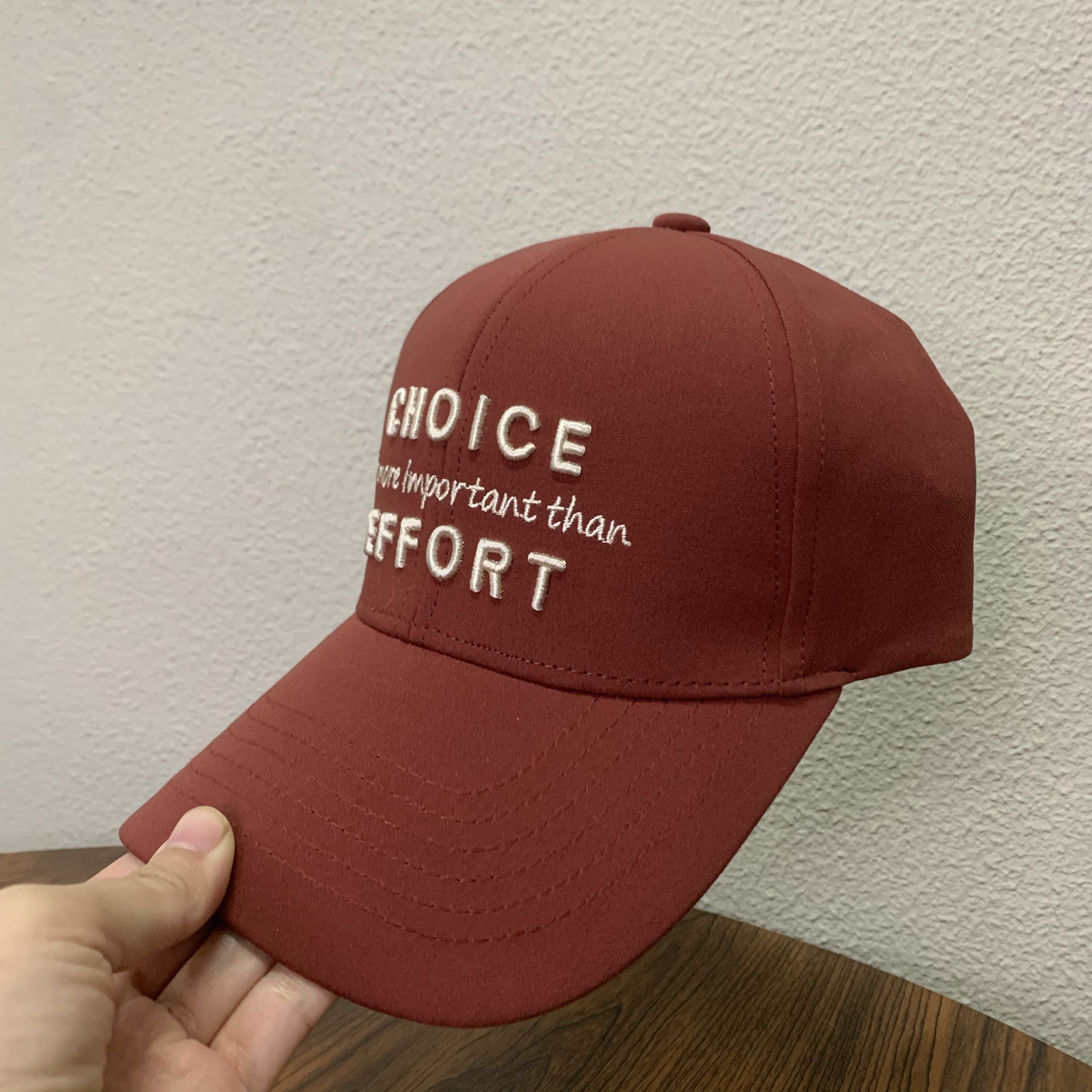 Nuevo vaquero agujero letras retro bordado sombrero de béisbol hombre y mujer estilo de calle versátil cara gorra de lengua de pato