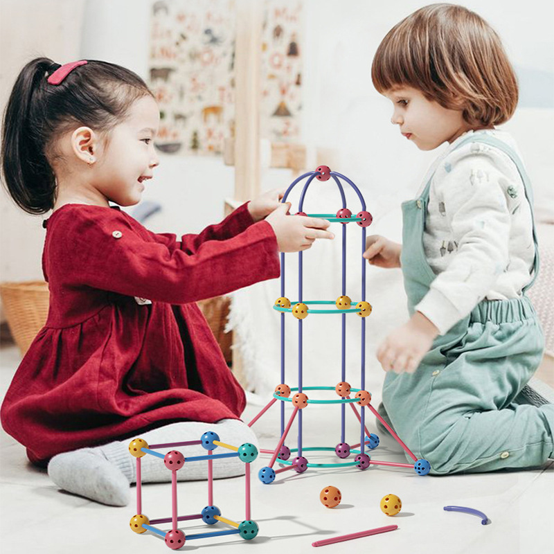 Three-Dimensional Geometric Bead-Inserting Building Blocks Toy Assembly Set with Soft Straws for Connecting and Building, Educational and Enlightening Large Pieces