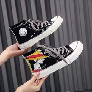 ins�ߎͷ���Ь��Ů�n�泱�ٴ����L�����T�f���\���W����HЬ��Ь