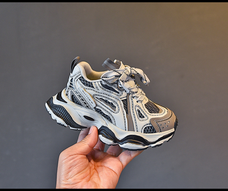 Scarpe da ginnastica per bambini e bambine alla moda_voghion.com