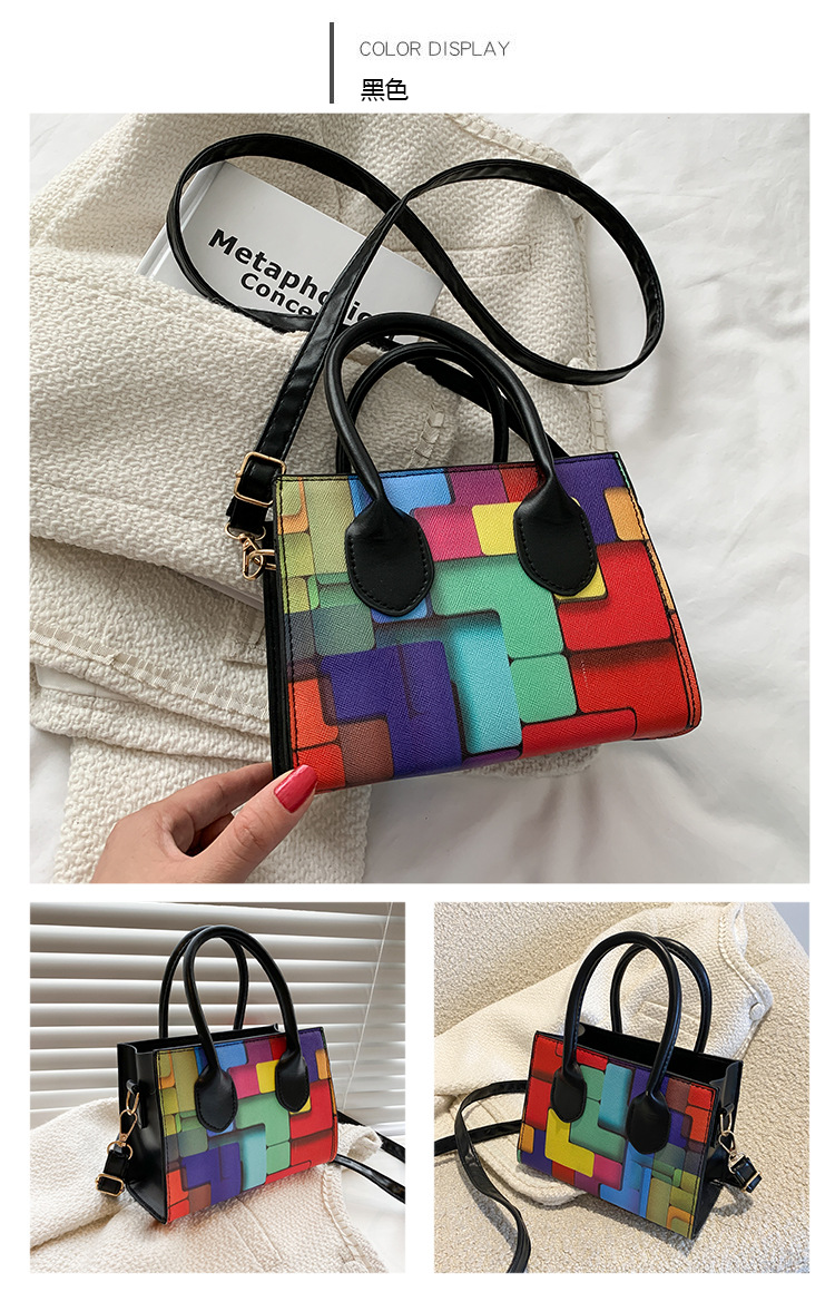Contrasting Color Stitching Autumn 2021 New Wave Fashion Shoulder Bag display picture 3