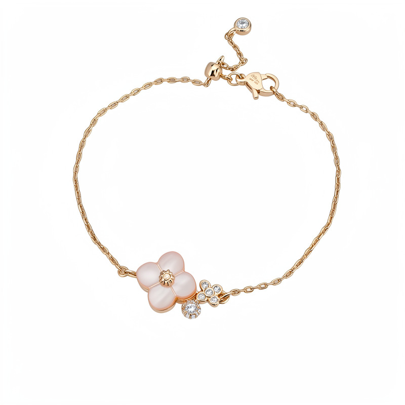 Flores de cerezo polvo de rosa de rosa de piedra collar ligero de lujo nicho de alto nivel sensación de cadena de clavícula dulce viento pequeño conjunto de joyas frescas