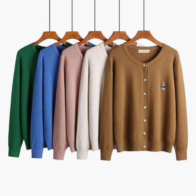 Plus Size Women's Clothing 2025 Autumn and Winter New Style Bear Embroidered Knit Cardigan Round Neck Thickened Sweater Coat 110kg