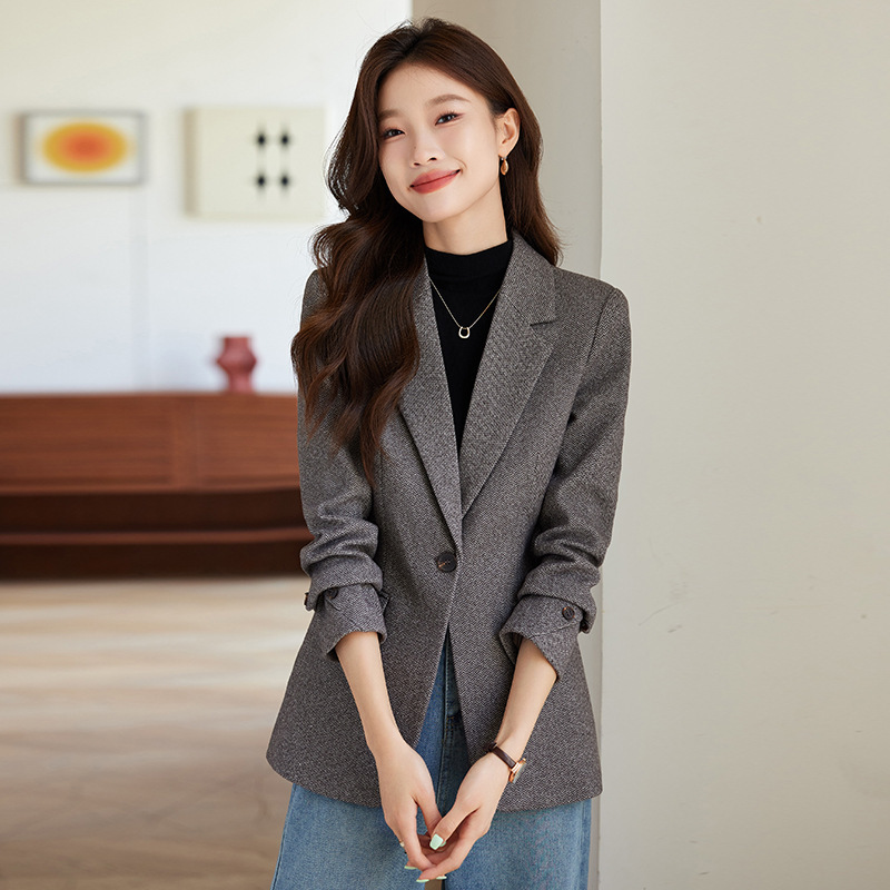 모직 작은 세트 재킷 여성의 가을과 겨울 2024 가을 새로운 캐주얼 하이 엔드 센스 작은 두꺼운 세트 탑