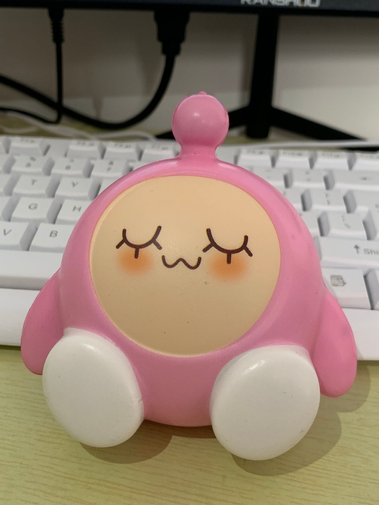 하이 퀄리티 에그 보이 [핑크 앉아]]