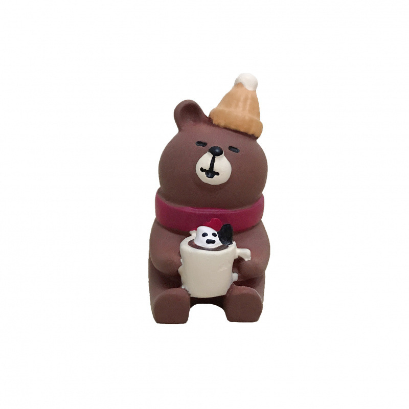 흰 컵 회색곰
