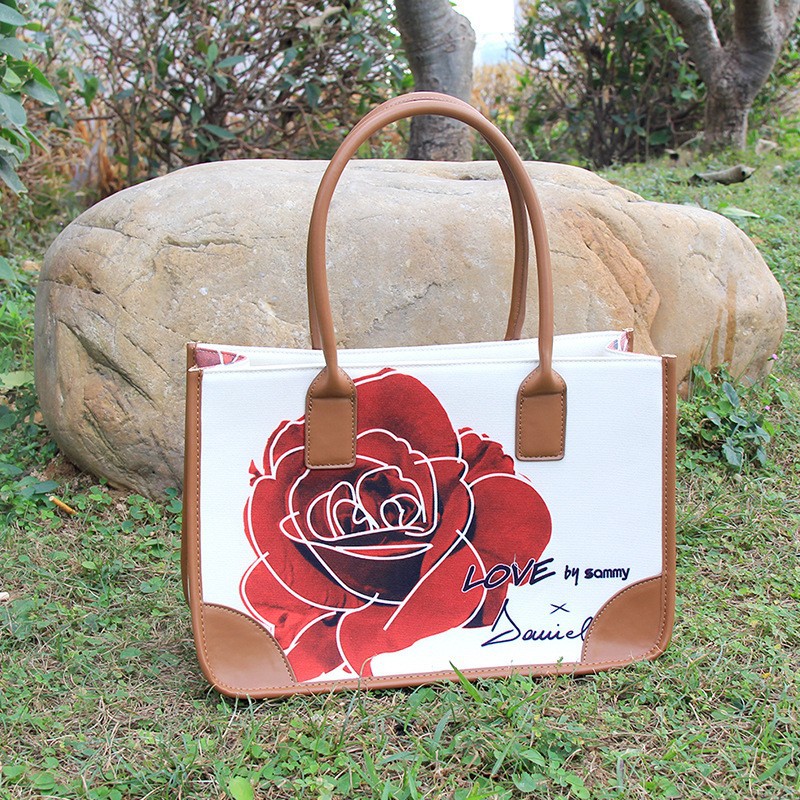 托特包D款定制  + ¥7.00 