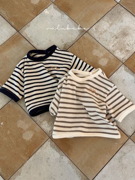 Niño bebé principios de primavera ropa de estilo coreano ropa de los niños de primavera a rayas camisa de fondo versátil bebé suéter traje