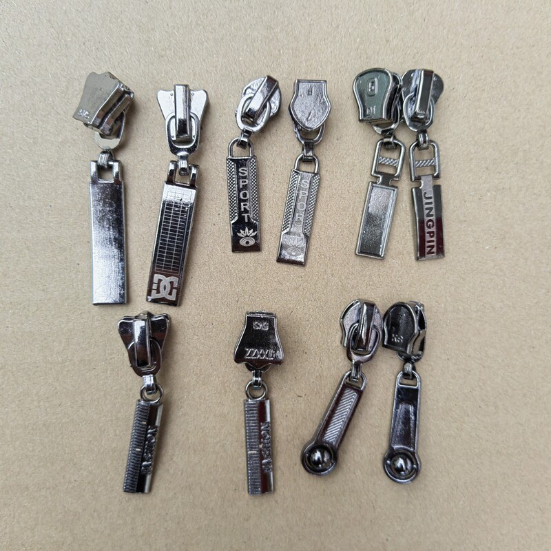 No.5 resin laser zipper head No.7 nylon laser metal flat head thickened zipper head No.5 resin laser zipper head No.7 nylon laser metal flat head thickened zipper head