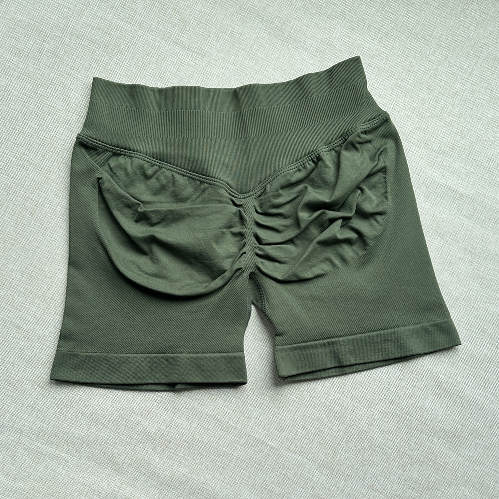 Pantalones cortos verde oliva