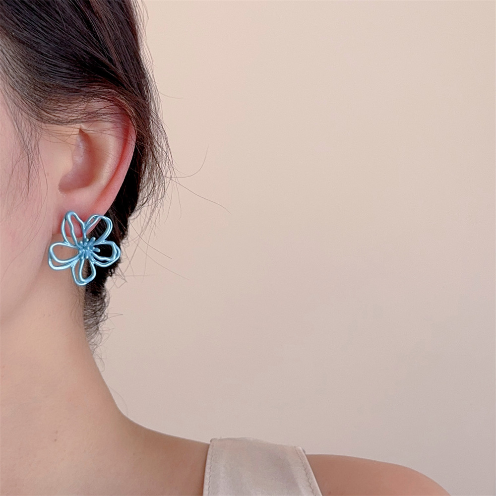 9g Weight 925 Sterling Silver Ear Needle Material Ear Studs Classification 1 Pair Quantity Holiday, Daily Occasion Alloy Material Flower Pattern All Seasons Season Women's Gender Elegant, Vintage Style, Sweet Style 1 Pair Elegant Vintage Style Sweet Flower Alloy Ear Studs 无