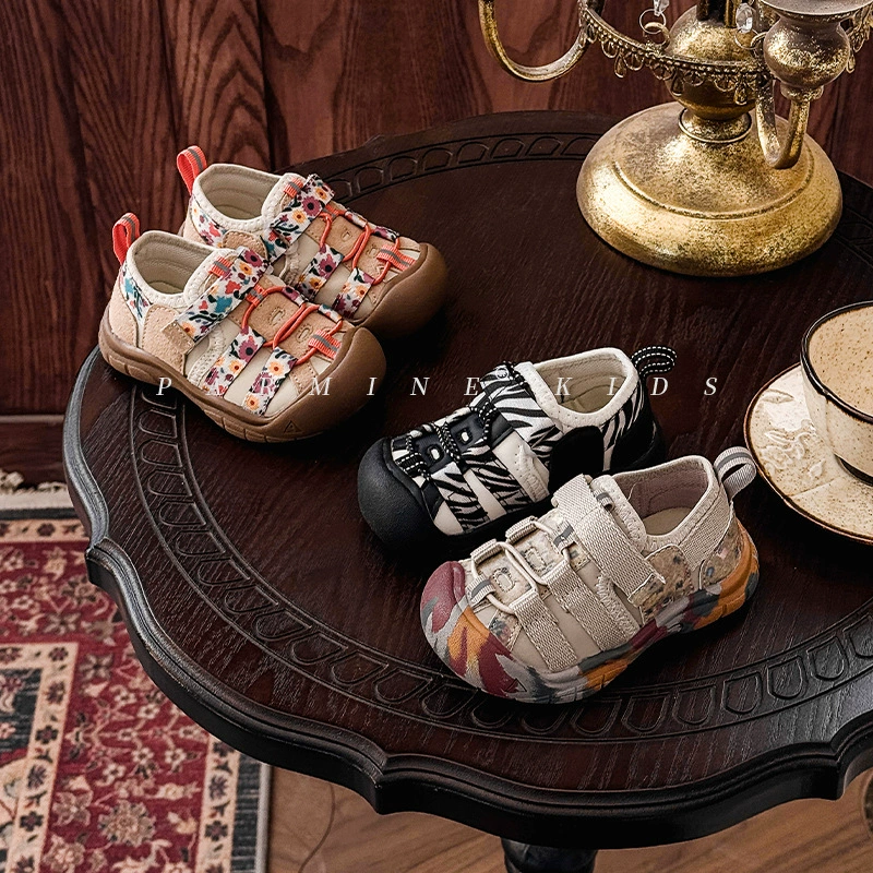 Детская повседневная обувь с закрытым носком и защитой от ударов, для весны и осени, новые модели для мальчиков и девочек, детская обувь для воды, детская обувь для прогулок, спортивная обувь.