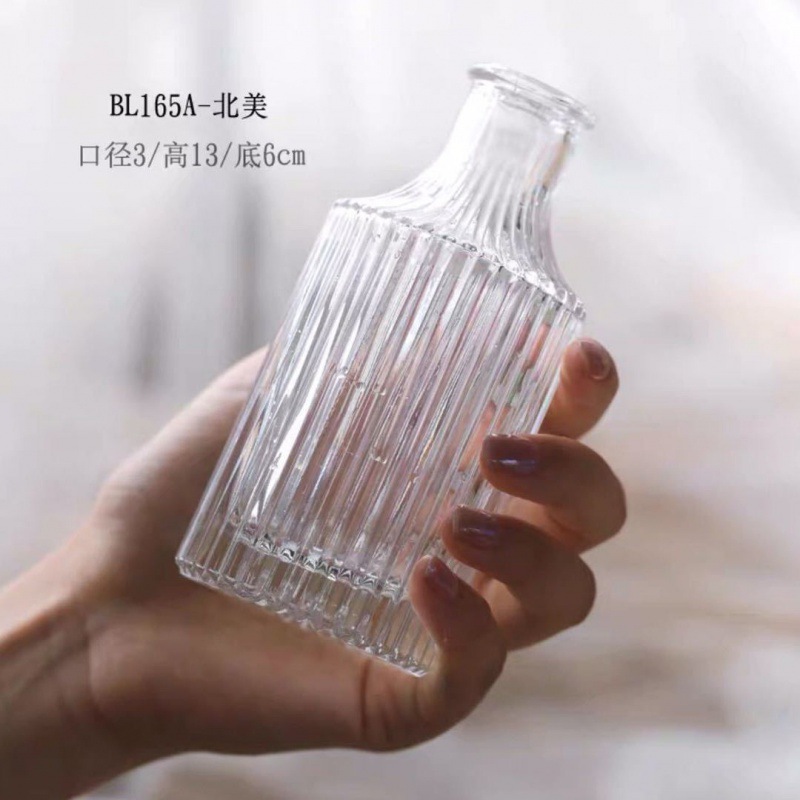 유리 꽃병 북아메리카