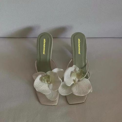 2024 New Flower Decorated Toe Open Heel Flip Flops Women Summer Outdoor Fashion Hot Travel Beach Shoes Europe and America 